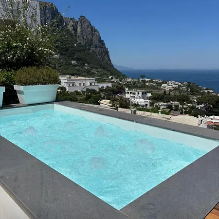 Al & Private Pool 4* Capri